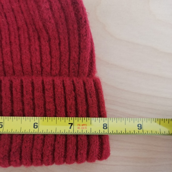 Abercrombie & Fitch - Cozy Pom Beanie - NWT - Picture 8 of 8
